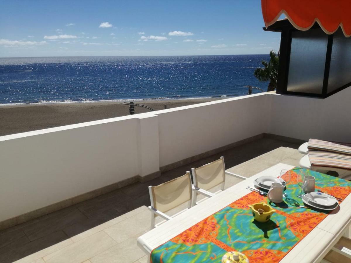 Atico En Primera Linea De Playa 格兰塔拉雅 外观 照片