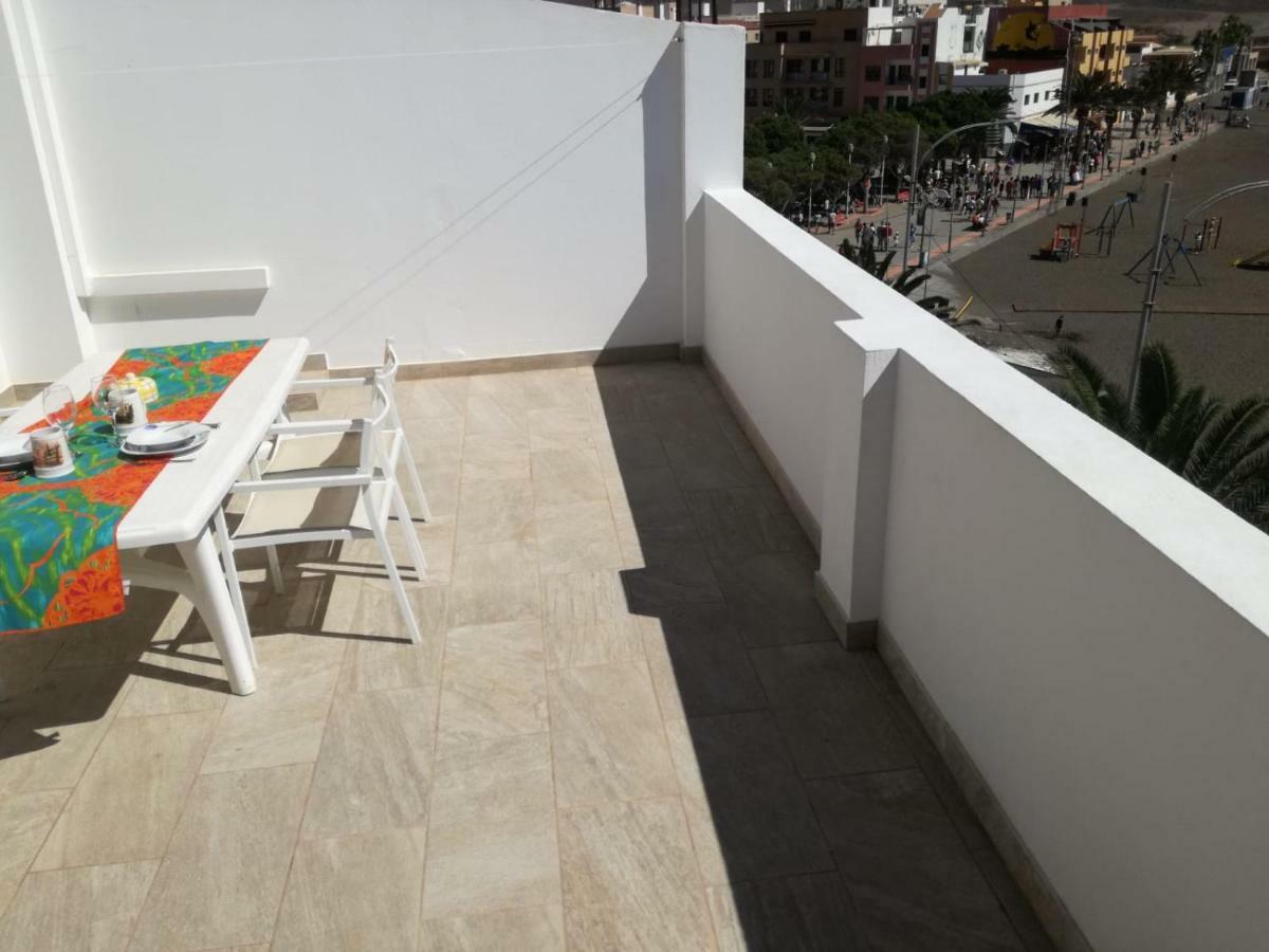 Atico En Primera Linea De Playa 格兰塔拉雅 外观 照片